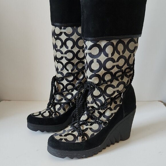 COACH | Boots Wedge Maisy Signature C Logo Black NICE Black Suede Canvas Sz 8 - Picture 1 of 6